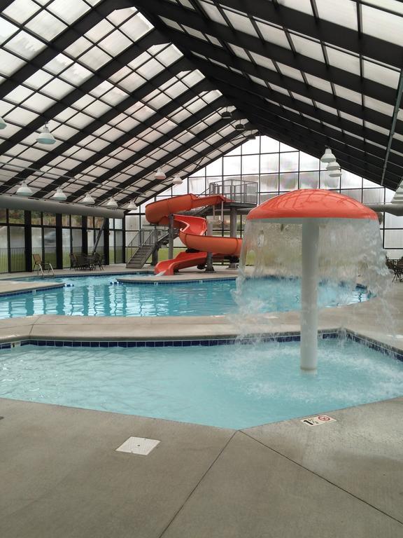 Grand Smokies Resort Lodge Pigeon Forge Exteriör bild